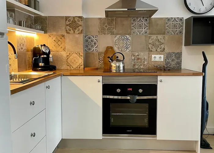 Casa Lagom With A Garage شقة