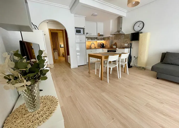 Casa Lagom With A Garage شقة تورّيفيِخا